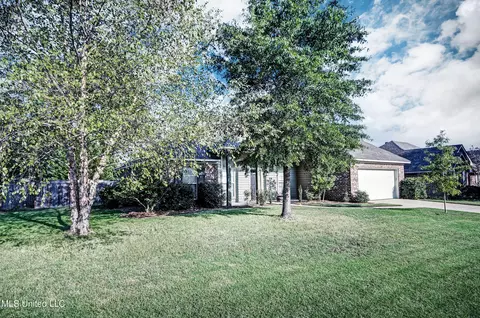 Exterior - 100 Memory Ln, Madison, MS 39110 photo 2 of 4