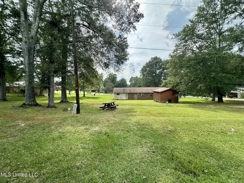 Exterior - 1317 NW Frances Ave, Magee, MS 39111 photo 2 of 5