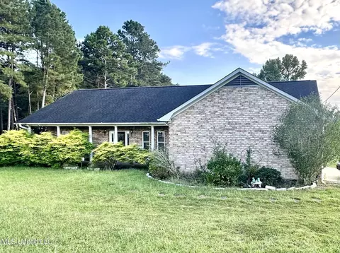 1535 SE Holly Trl, Brookhaven, MS 39601