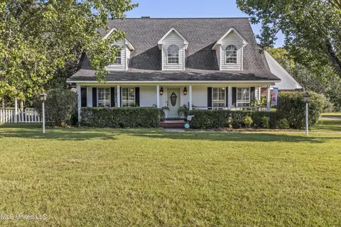 Exterior - 147 Blue Springs Rd, Lucedale, MS 39452 photo 2 of 26