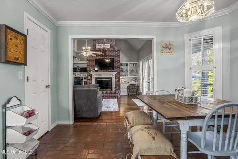 Dining - 147 Blue Springs Rd, Lucedale, MS 39452 photo 3 of 6