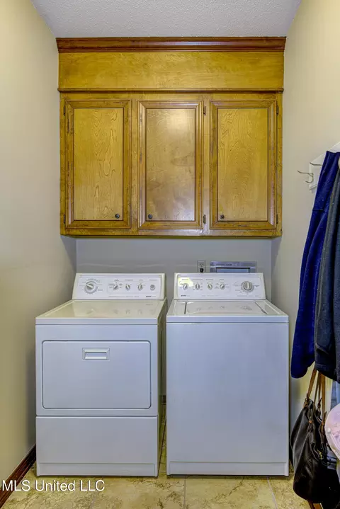 Other - 6 Heritage Ct, Jackson, MS 39211 photo 4 of 5