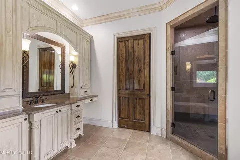 Bath - 5550 Springridge Rd, Raymond, MS 39154 photo 6 of 13