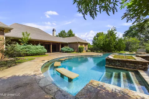 Exterior - 5550 Springridge Rd, Raymond, MS 39154 photo 2 of 27
