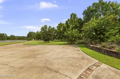 Exterior - 5550 Springridge Rd, Raymond, MS 39154 photo 15 of 27