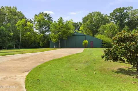 Exterior - 5550 Springridge Rd, Raymond, MS 39154 photo 16 of 27