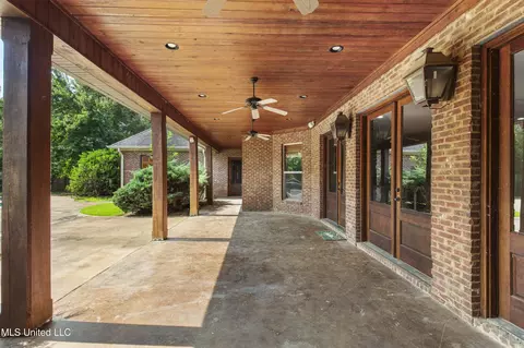 Exterior - 5550 Springridge Rd, Raymond, MS 39154 photo 6 of 27