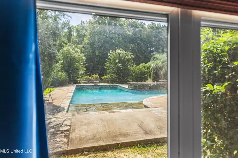 Exterior - 5550 Springridge Rd, Raymond, MS 39154 photo 5 of 27