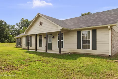 Exterior - 5550 Springridge Rd, Raymond, MS 39154 photo 25 of 27