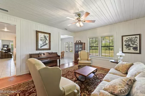 3281 Main St, Lucedale, MS 39452 photo 5