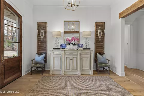 Entry Way - 409 Cedarmont Dr, Madison, MS 39110 photo 7 of 9