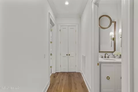 Entry Way - 409 Cedarmont Dr, Madison, MS 39110 photo 8 of 9