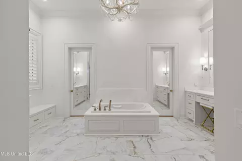 Bath - 409 Cedarmont Dr, Madison, MS 39110 photo 8 of 16