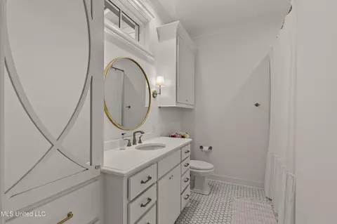 Bath - 409 Cedarmont Dr, Madison, MS 39110 photo 3 of 16