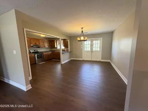 Dining - 1272 Us -98, Lucedale, MS 39452 photo 1 of 1