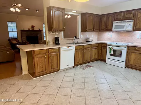 78102 Hilo Way, Diamondhead, MS 39525 photo 6