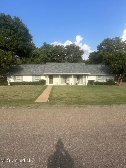 105 Jane Cv, Clarksdale, MS 38614