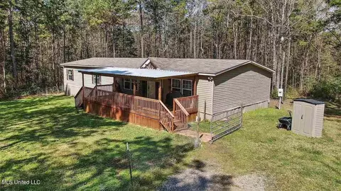 155 Porter Ln, Florence, MS 39073 photo 2