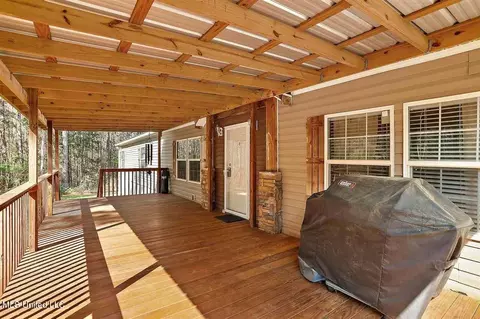 155 Porter Ln, Florence, MS 39073 photo 4