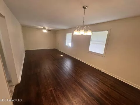 3007 Oak Forest Dr, Jackson, MS 39212 photo 7