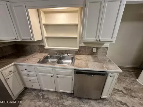 3007 Oak Forest Dr, Jackson, MS 39212 photo 11