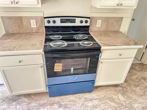 3007 Oak Forest Dr, Jackson, MS 39212 photo 8