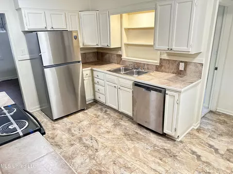 3007 Oak Forest Dr, Jackson, MS 39212 photo 14
