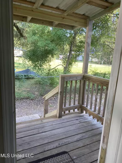 Exterior - 6908 Barnes Rd, Moss Point, MS 39563 photo 13 of 13