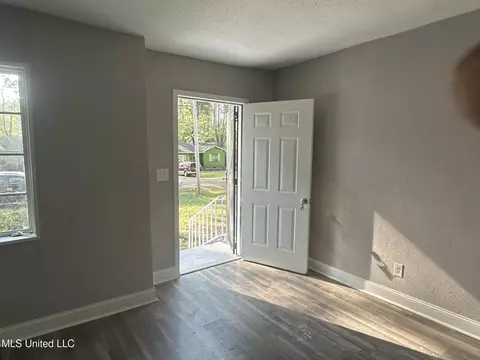 Entry Way - 2416 Paden St, Jackson, MS 39204 photo 2 of 2