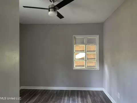 Bedroom - 2416 Paden St, Jackson, MS 39204 photo 7 of 9
