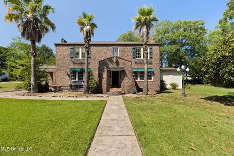 113 S 22nd Ave, Hattiesburg, MS 39401