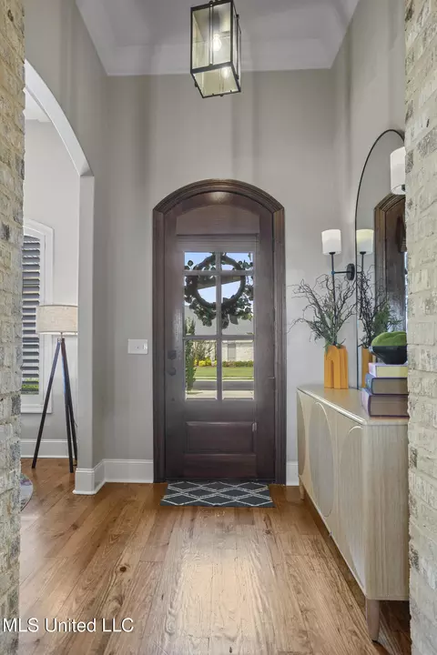 Entry Way - 537 Wales Way, Flowood, MS 39232 photo 1 of 1