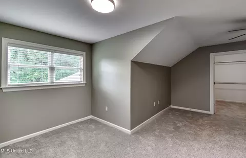 Bedroom - 207 Keystone Pl, Brandon, MS 39042 photo 11 of 11