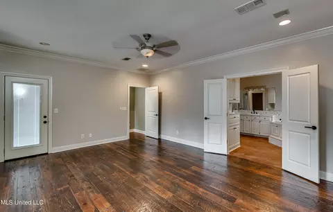 Bedroom - 207 Keystone Pl, Brandon, MS 39042 photo 7 of 11