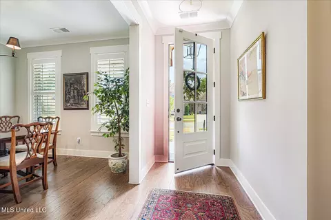 Entry Way - 3390 Hatton Dr, Nesbit, MS 38651 photo 1 of 2