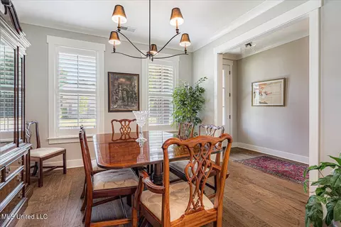 Dining - 3390 Hatton Dr, Nesbit, MS 38651 photo 2 of 4