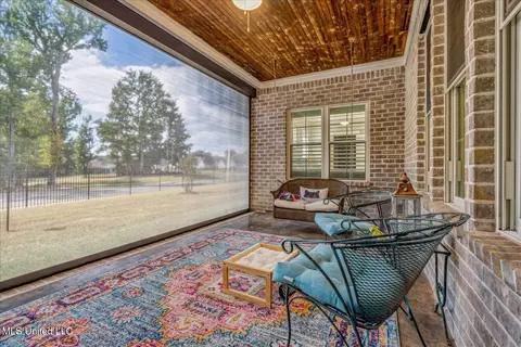 Exterior - 3390 Hatton Dr, Nesbit, MS 38651 photo 5 of 7