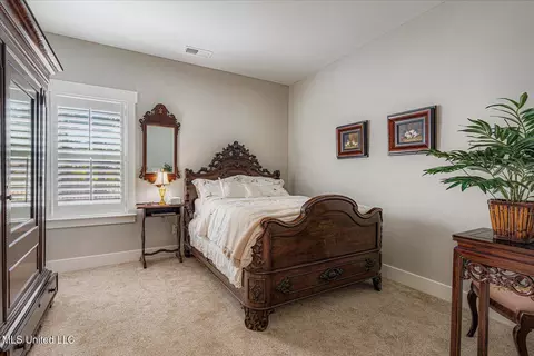 Bedroom - 3390 Hatton Dr, Nesbit, MS 38651 photo 3 of 3