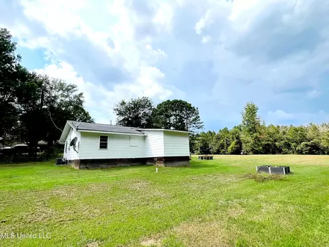 Exterior - 614 Naylor St, Carthage, MS 39051 photo 3 of 3