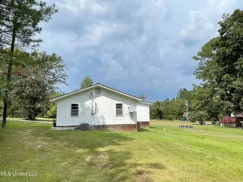 Exterior - 614 Naylor St, Carthage, MS 39051 photo 2 of 3