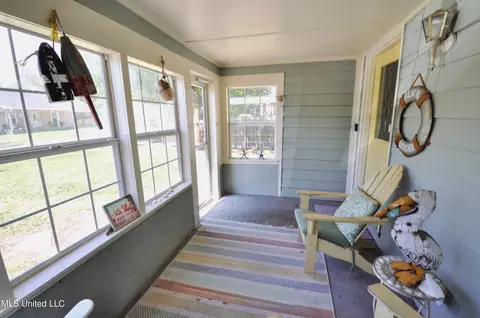 Exterior - 129 Ocean Wave Ave, Long Beach, MS 39560 photo 3 of 4