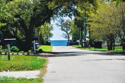 View/Area - 129 Ocean Wave Ave, Long Beach, MS 39560 photo 1 of 3