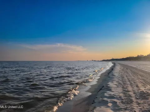 View/Area - 129 Ocean Wave Ave, Long Beach, MS 39560 photo 2 of 3