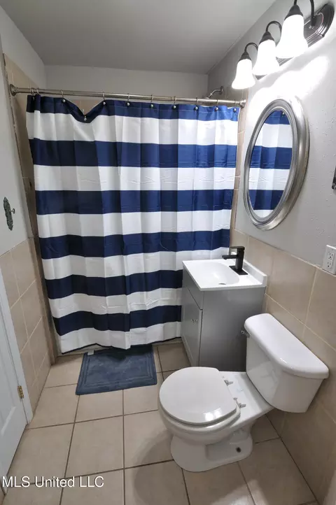 Bath - 129 Ocean Wave Ave, Long Beach, MS 39560 photo 1 of 2