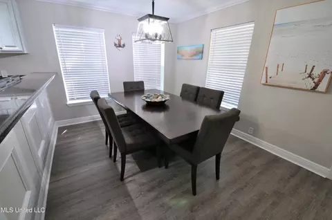 Dining - 129 Ocean Wave Ave, Long Beach, MS 39560 photo 3 of 3