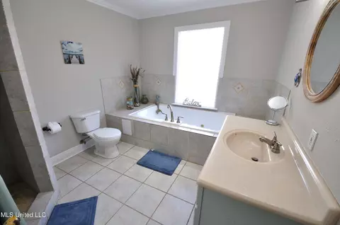 Bath - 129 Ocean Wave Ave, Long Beach, MS 39560 photo 2 of 2