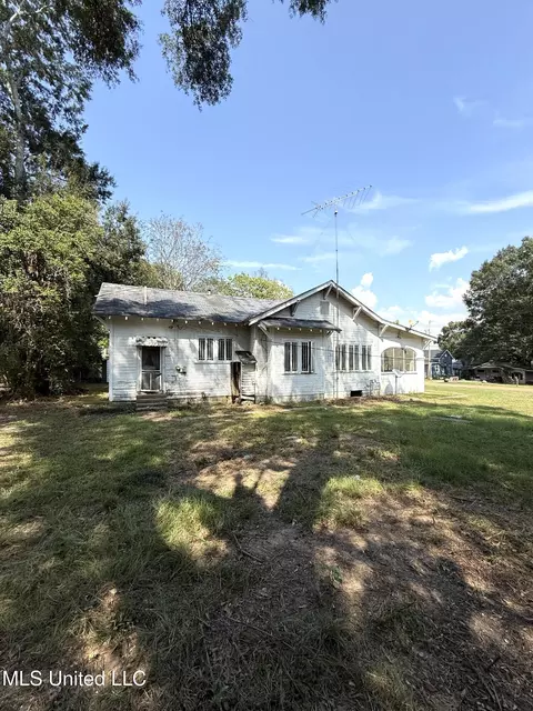 Exterior - 104 S First St, Osyka, MS 39657 photo 6 of 7