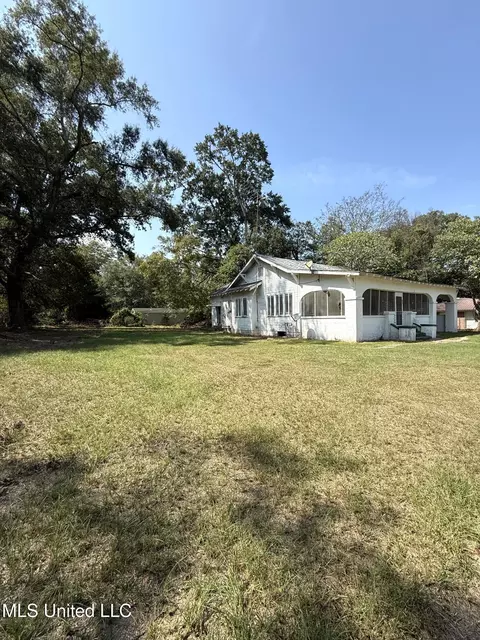 Exterior - 104 S First St, Osyka, MS 39657 photo 4 of 7