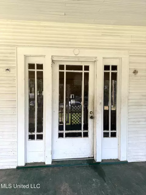 Exterior - 104 S First St, Osyka, MS 39657 photo 3 of 7