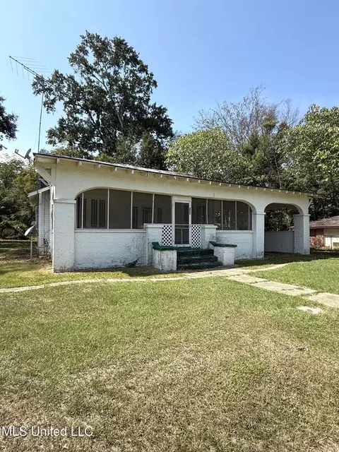 Other - 104 S First St, Osyka, MS 39657 photo 2 of 9
